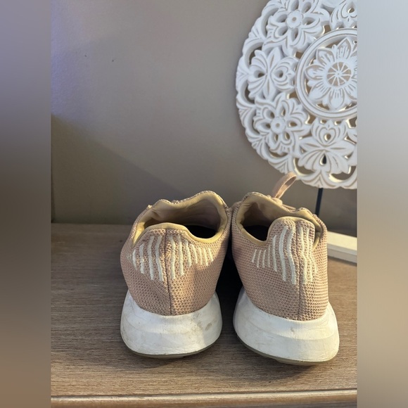 Adidas Swift Run Sneakers - Picture 9 of 10